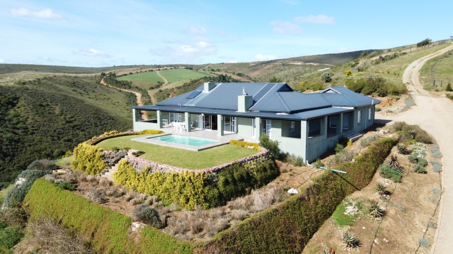 4 Bedroom Property for Sale in Mossel Bay Rural Western Cape